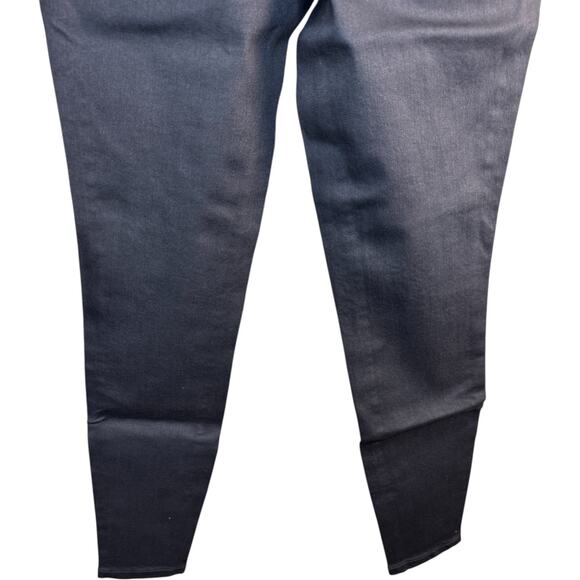 Girl With Curves Regular High Waisted Skinny Jean Black Size 2 Pockets NWT - Picture 6 of 10